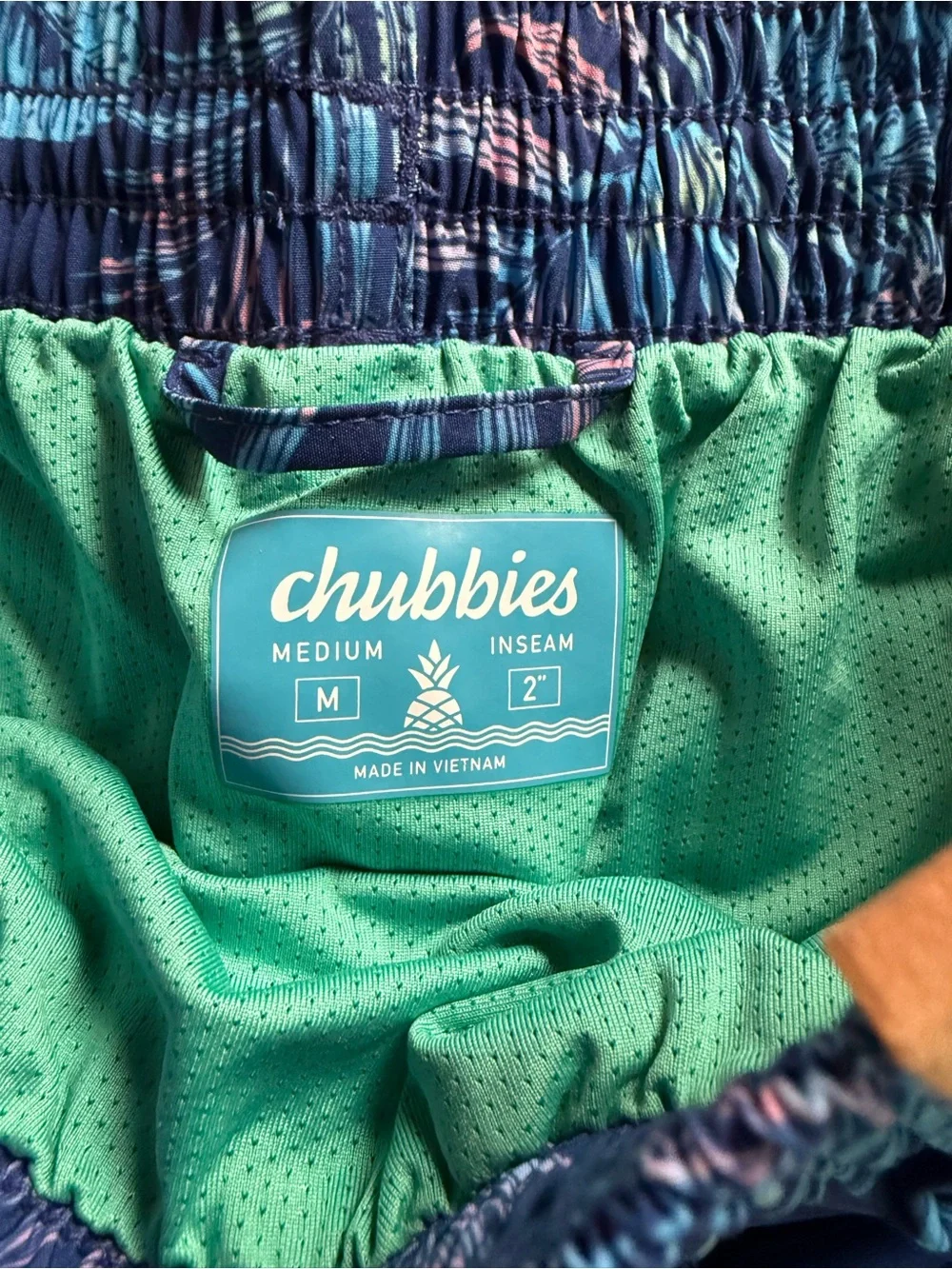Mens Chubbies “The Prehistoric Blues” Navy 2” Swimsuit Size M